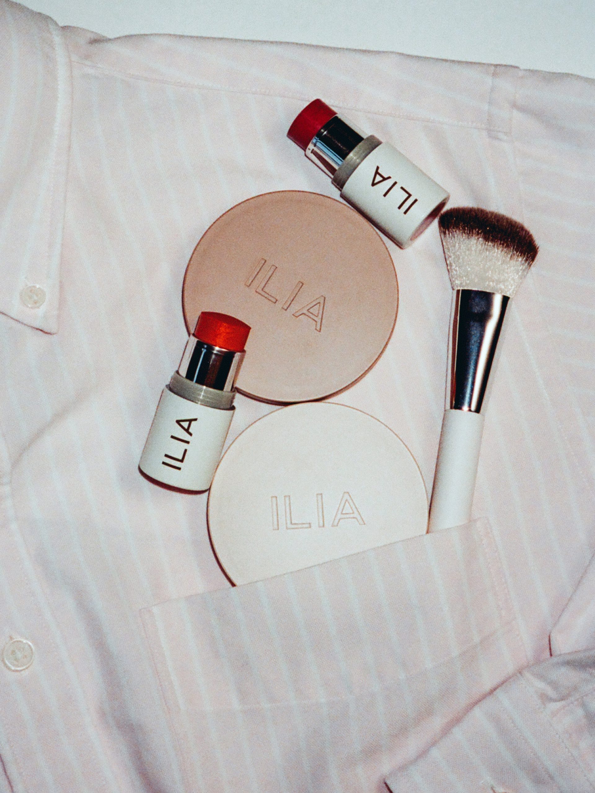 ILIA-PDP_Assets-SunsetMakeup-03.jpg