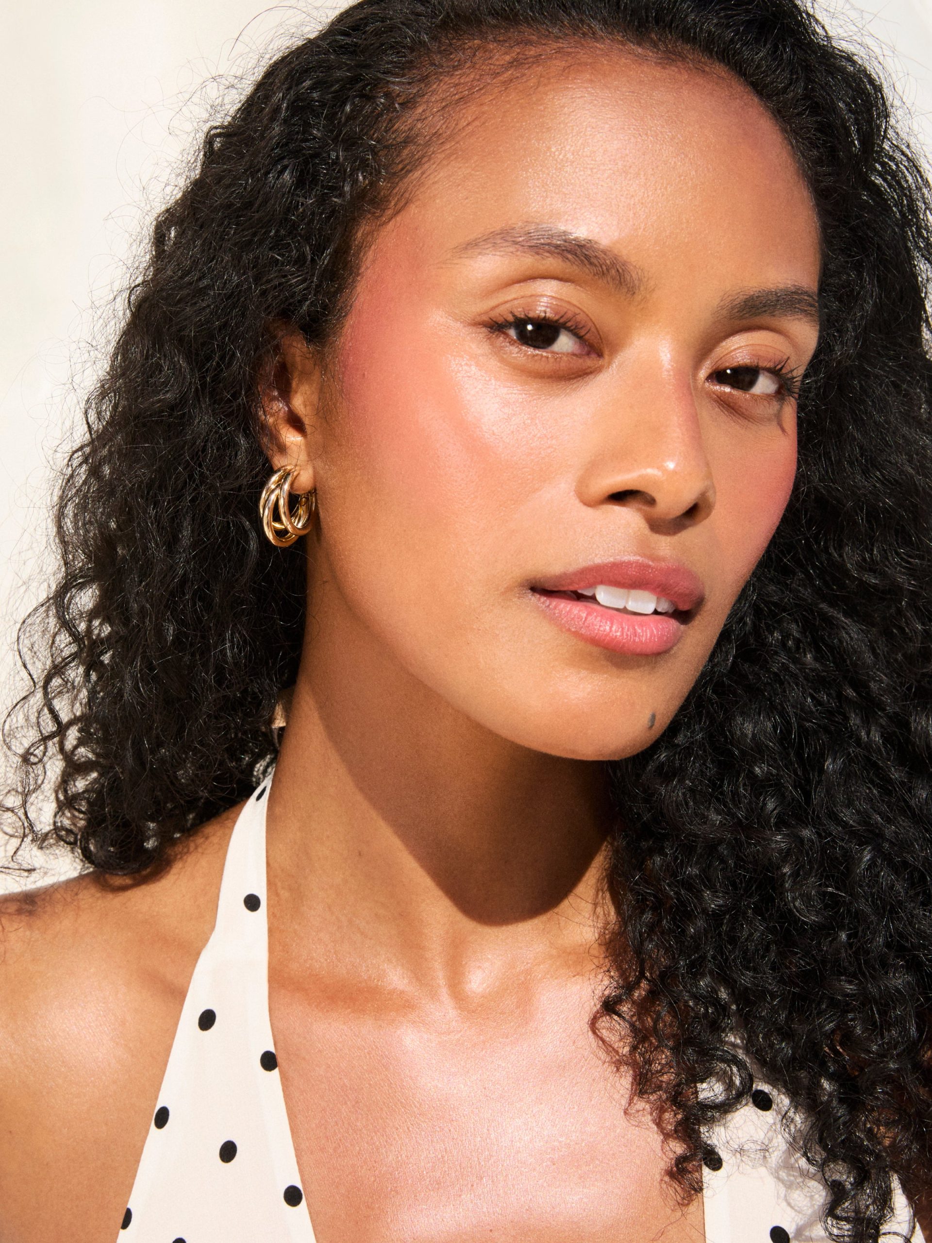ILIA-PDP_Assets-SunsetMakeup-09.jpg