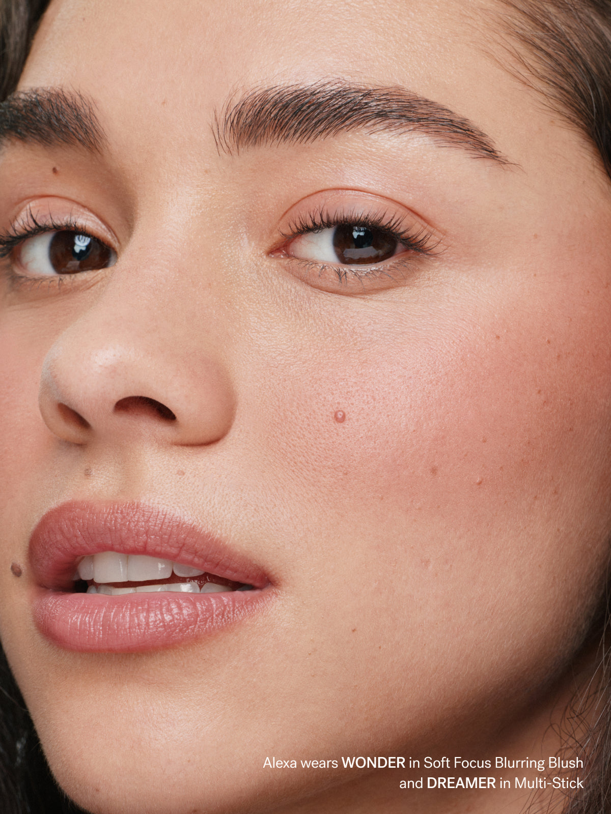 ILIA_Soft_Focus_Blurring_Blush_MS_2025_MODEL_2_1200x1600_bd92b4ad-6796-4a3e-a19f-366e246af38c.jpg